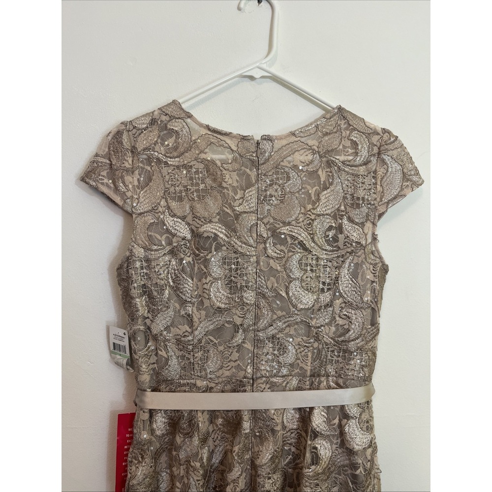 Alex Evenings Metallic Champagne Lace Fit-and-Flare Midi Dress - Picture 8 of 10